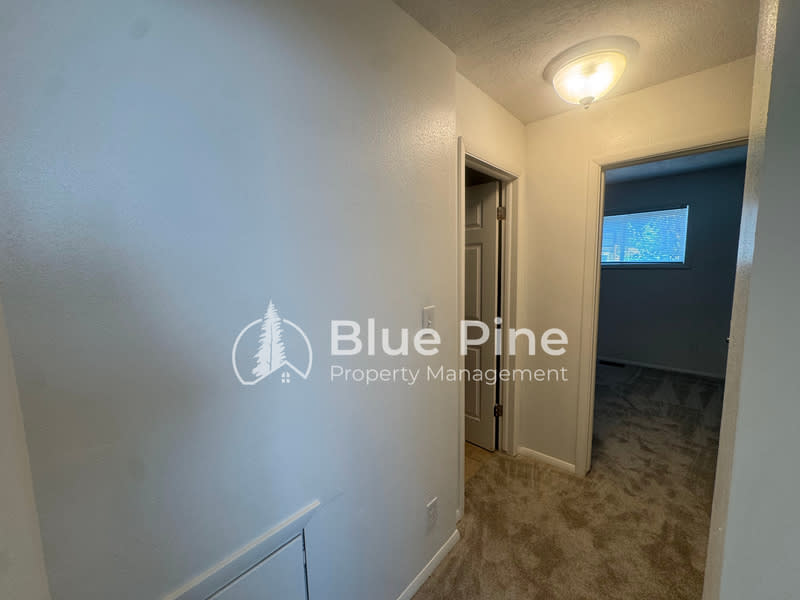 301 East 18th Street – photo 5