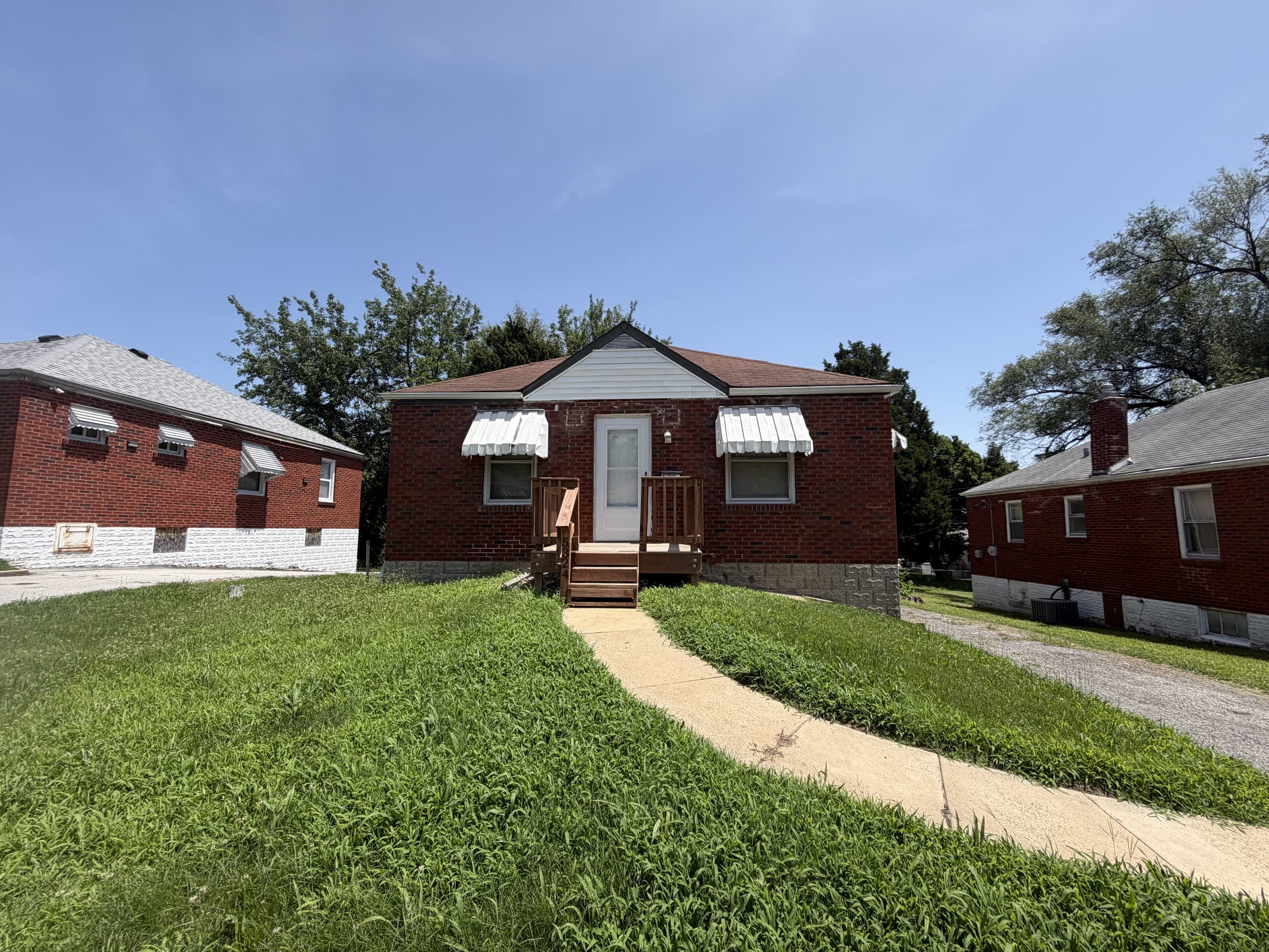 5324 Fletcher Street – photo 2