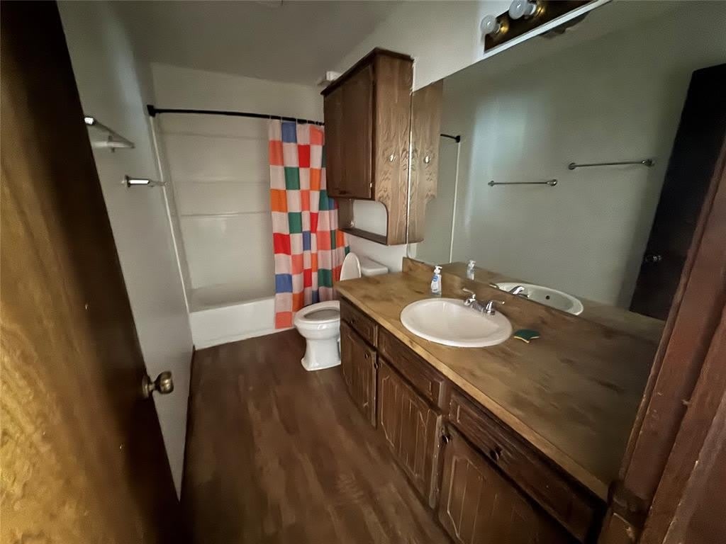 2022 Berry Street – photo 4