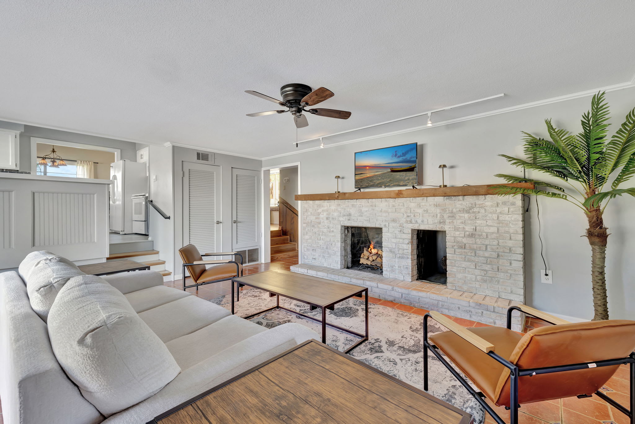 3866 Allenwood Street – photo 3