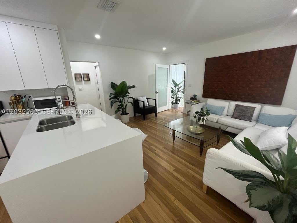 1091 NW 59th St – photo 3