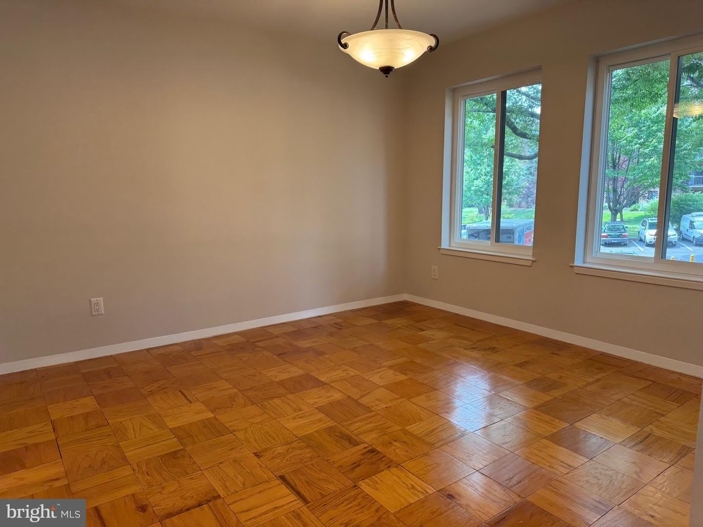5817 Edson Ln 101 – photo 3