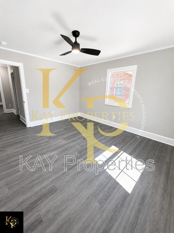 1200 E holly st – photo 5