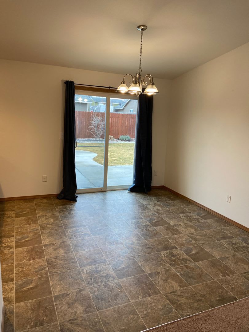 House in Garden Heights School District – photo 4