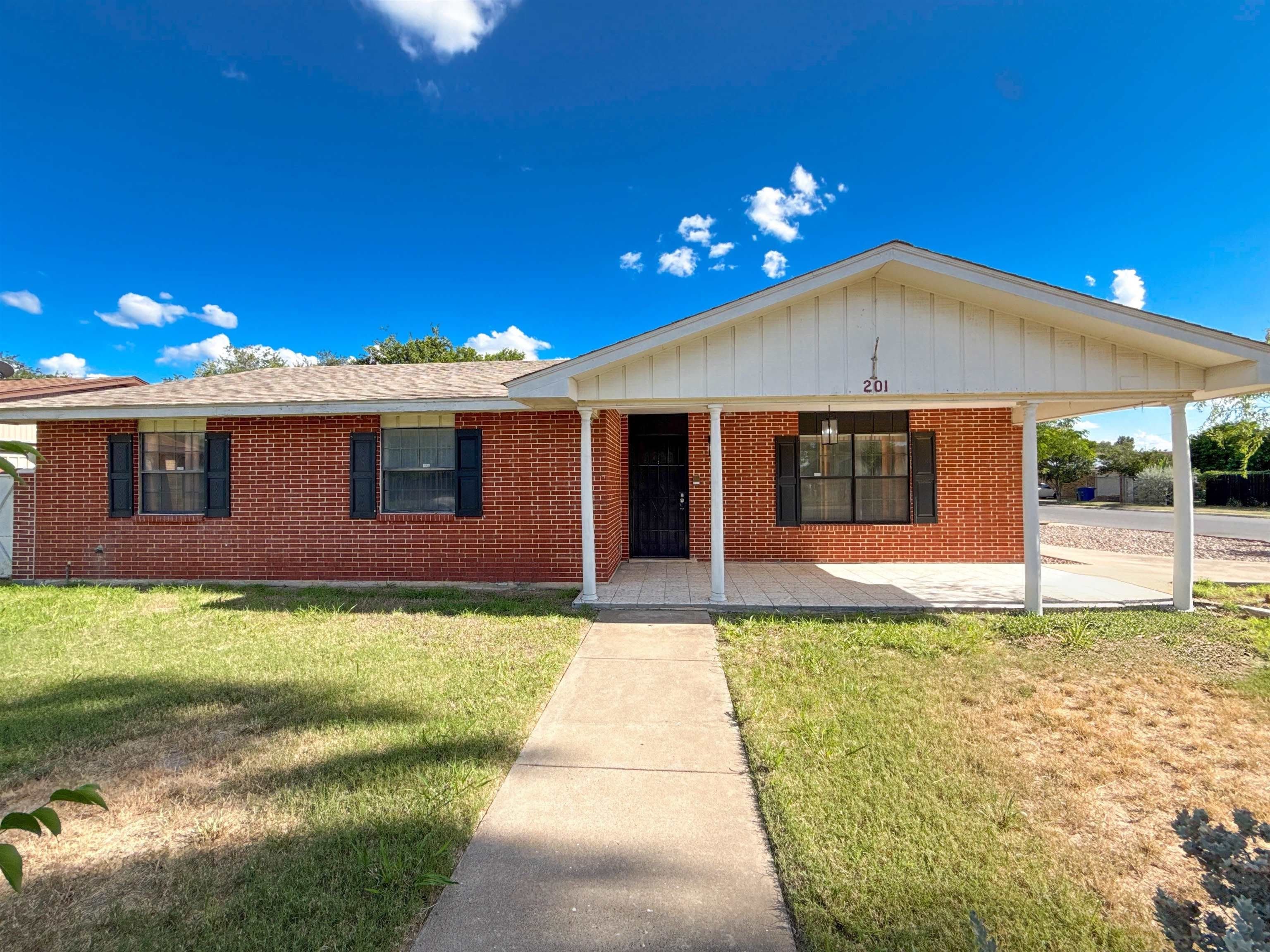 201 Gumwood Ln – photo 1