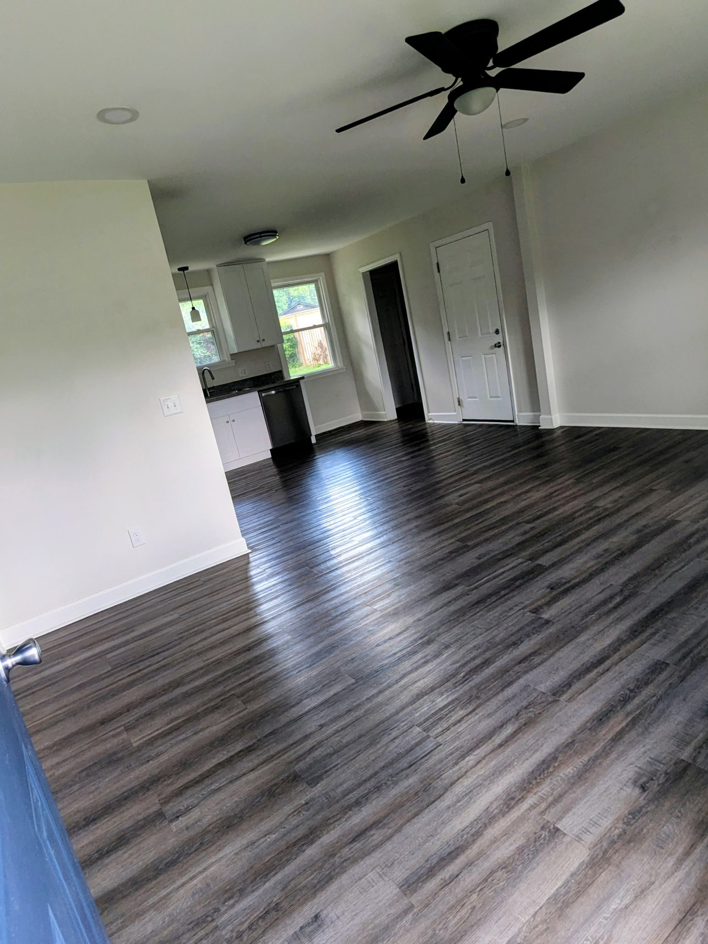 940 Colfax Drive – photo 4