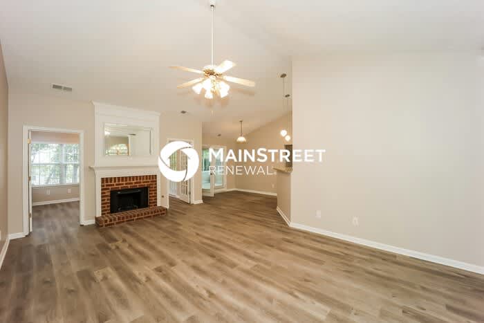 6245 New Magnolia Place – photo 2