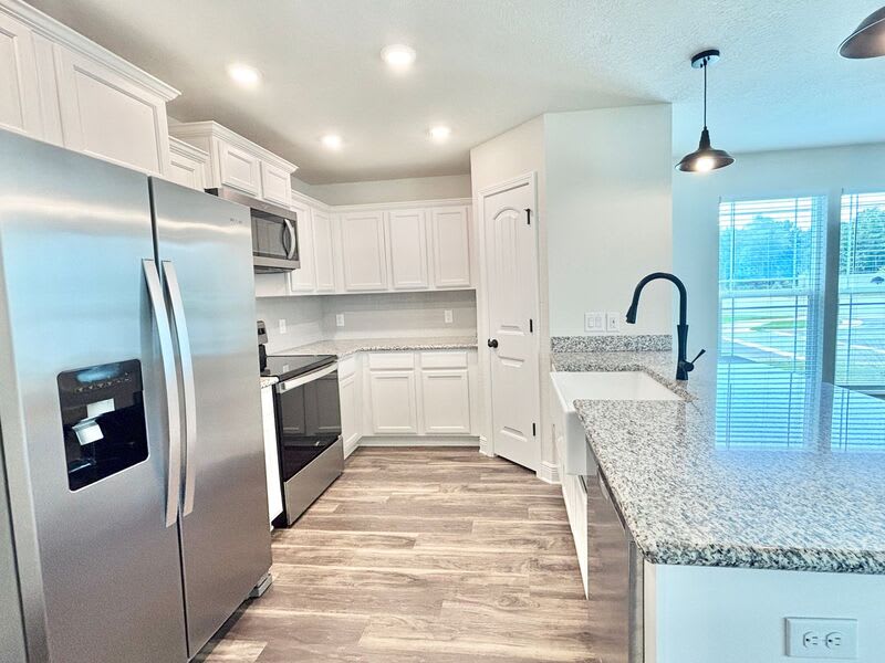5031 Peach Drive – photo 4