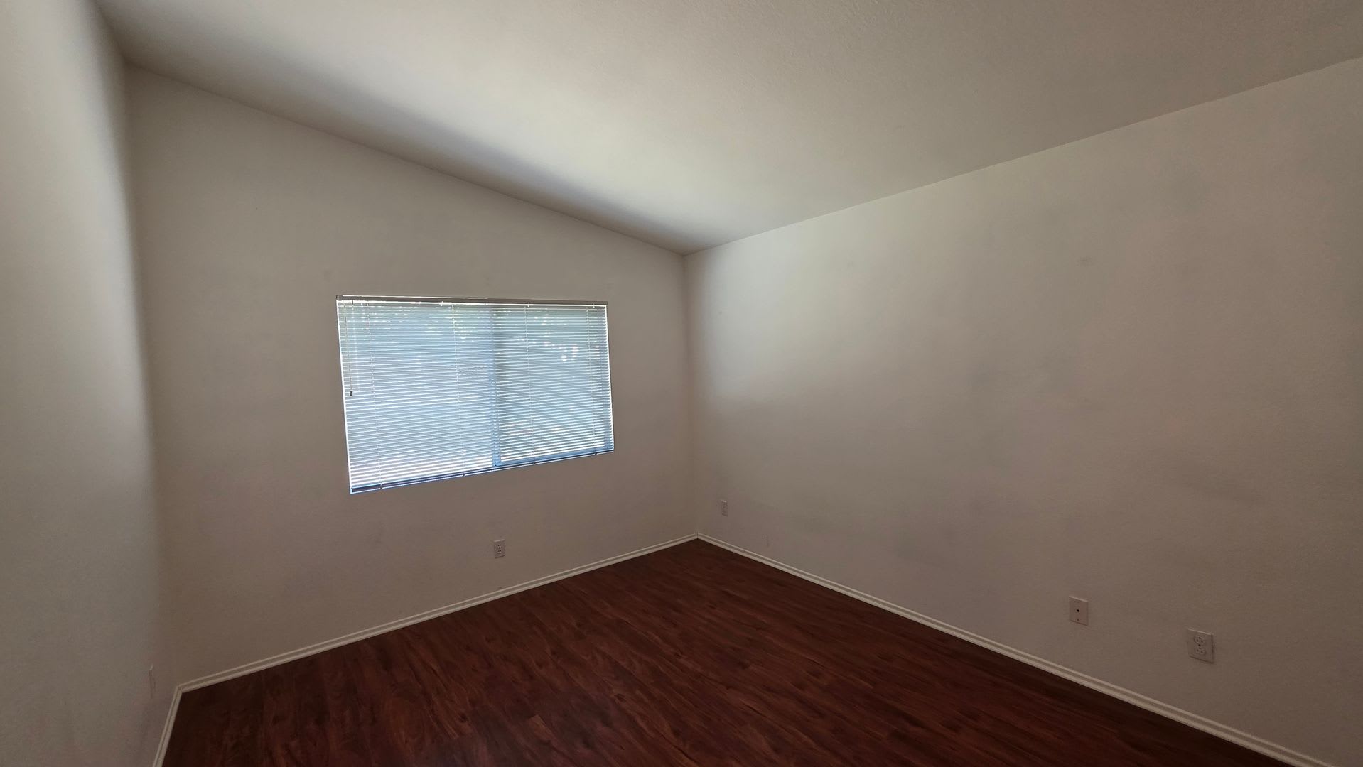 Available 3 Bedroom 2 Bath In Temecula – photo 4