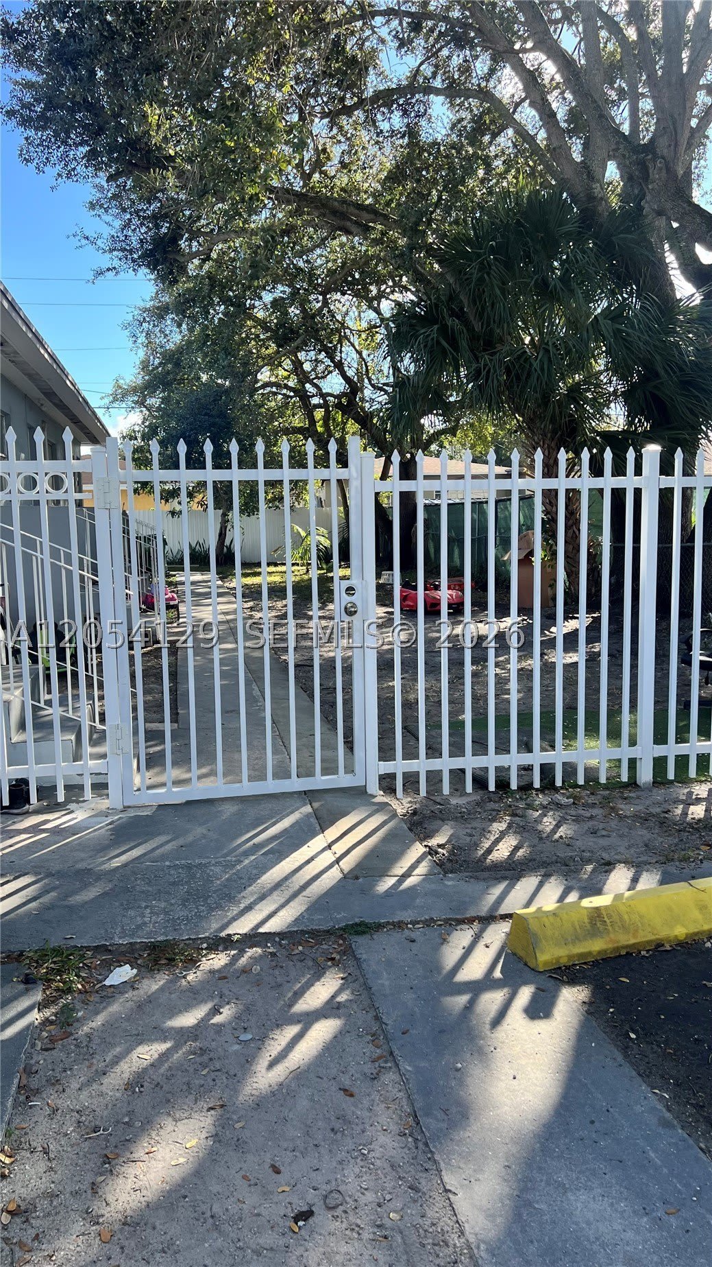 2560 WILMINGTON ST – photo 4