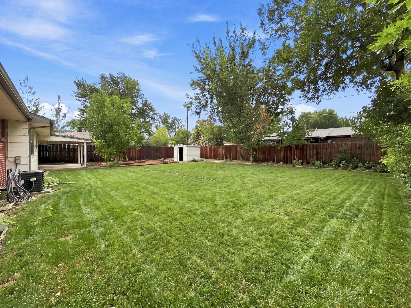 Large Arvada House With Yard – photo 3