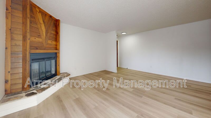 203 E Arbor-108F – photo 2