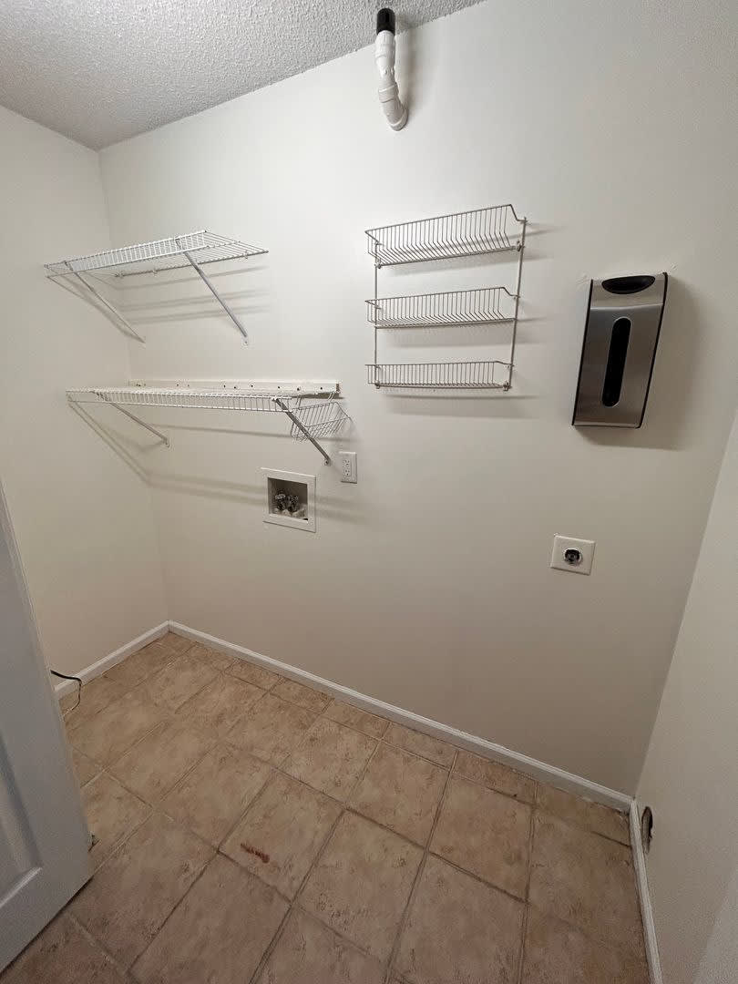 Townhome!! – photo 4