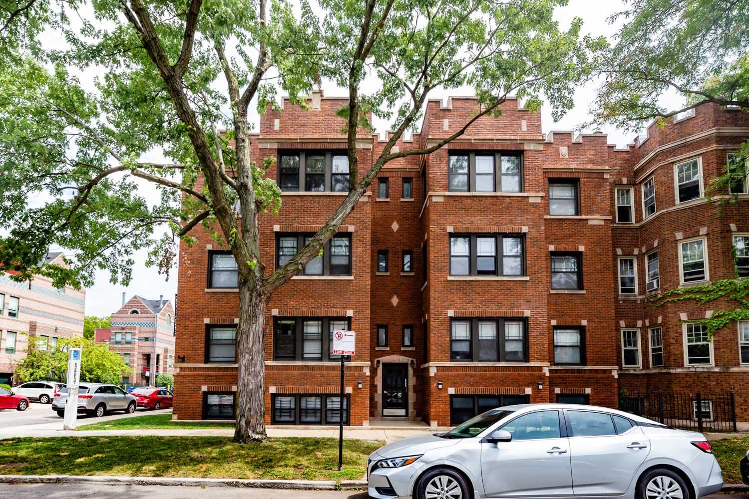 5401-5405 S. Drexel Boulevard – photo 5