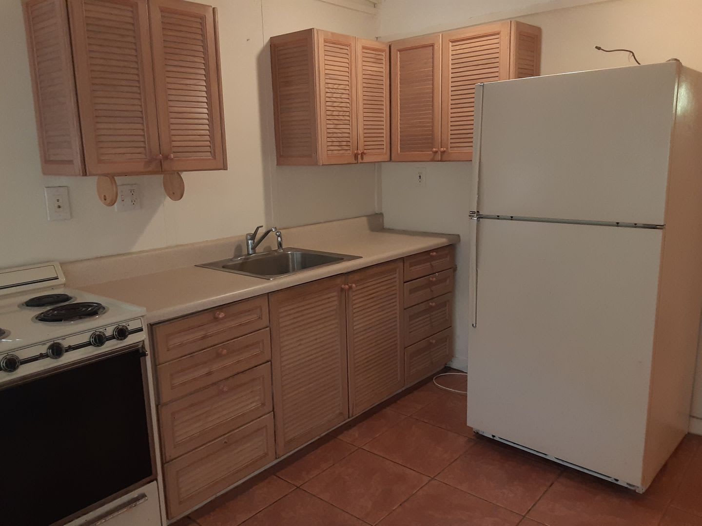 Annual unfurnished 2/1 SFH near Ringling College – photo 3