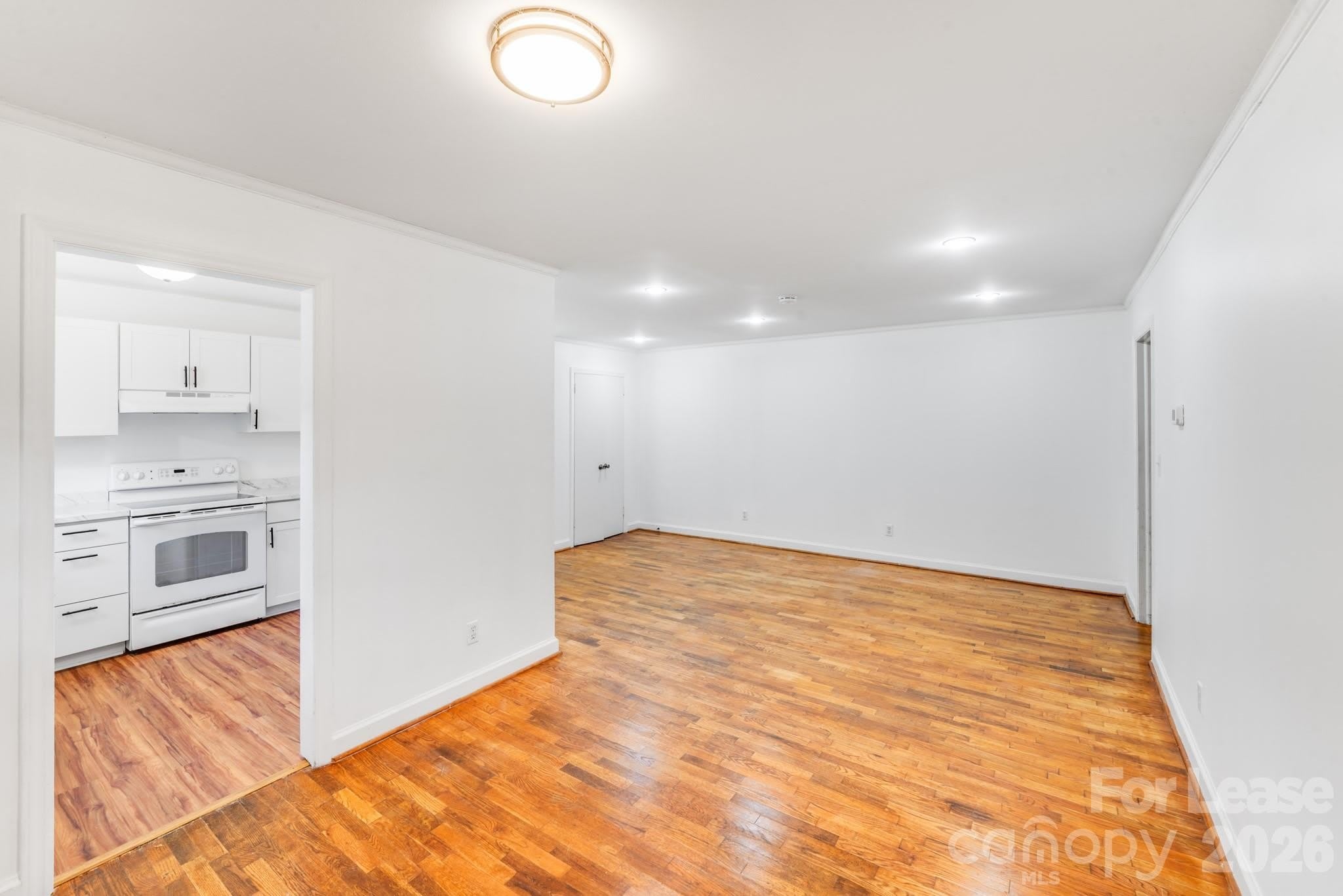 405 W Harvie Avenue – photo 3
