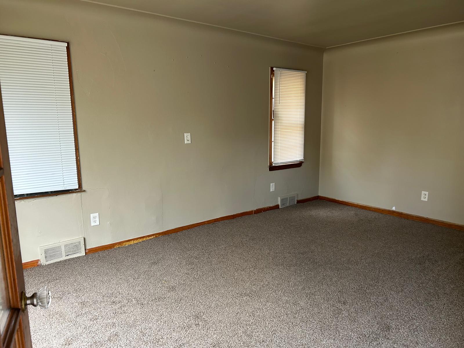 12090 Engleside St – photo 4