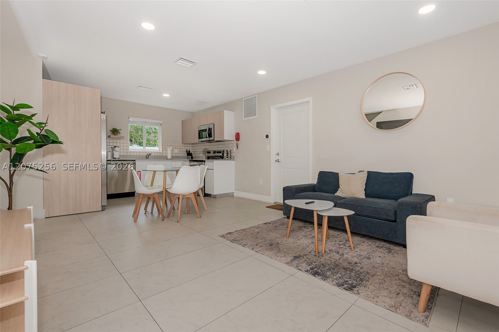 507 NW 8th Ave – photo 3