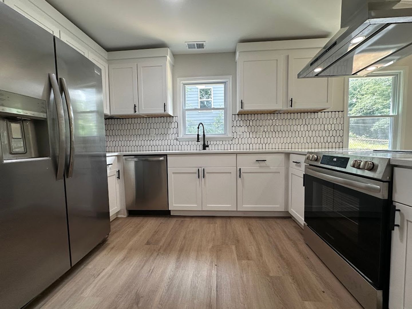 3 bed 2 bath in Decatur! – photo 2