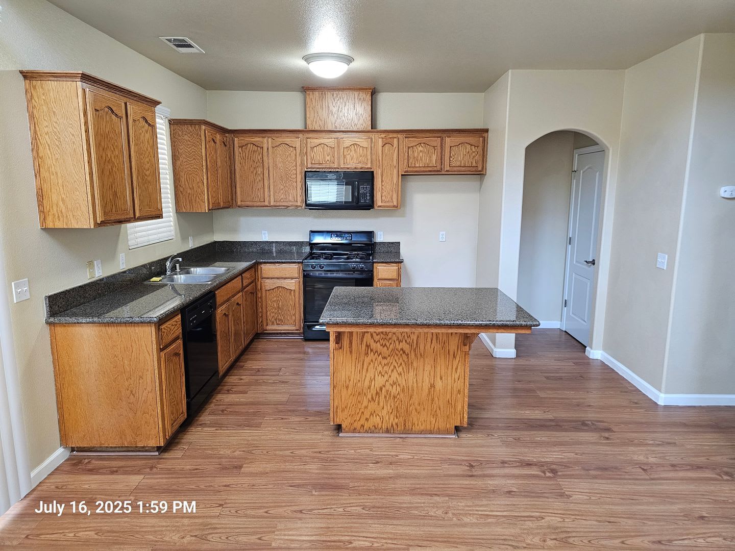 1060 Goble Ct. – photo 2