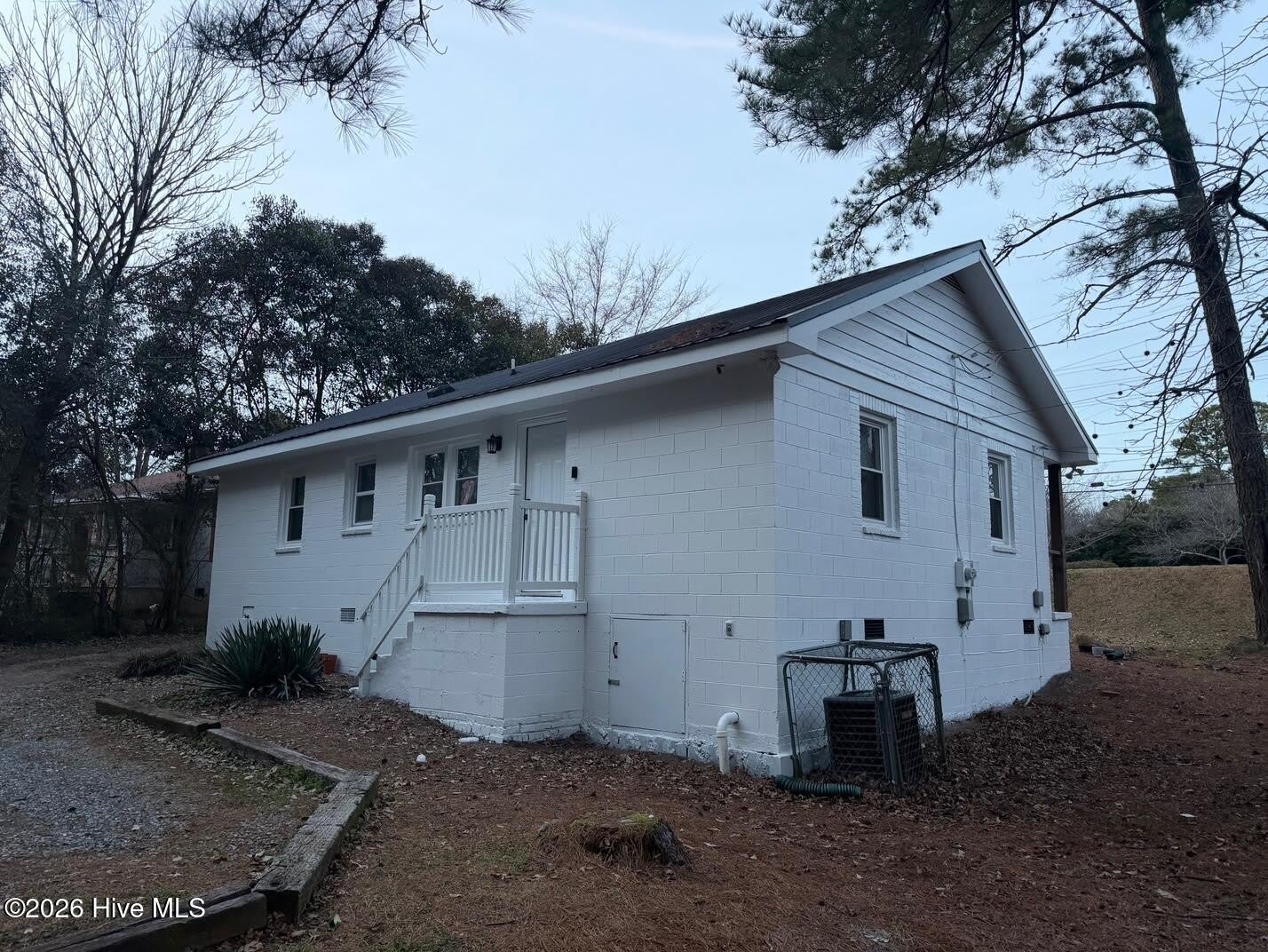 3117 Tryon Road – photo 3