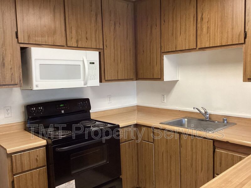 7847 Orchard Woods Cir – photo 4