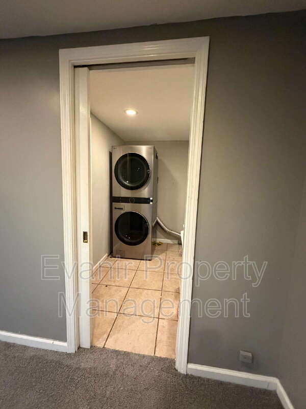 11884 Hamden Drive – photo 4