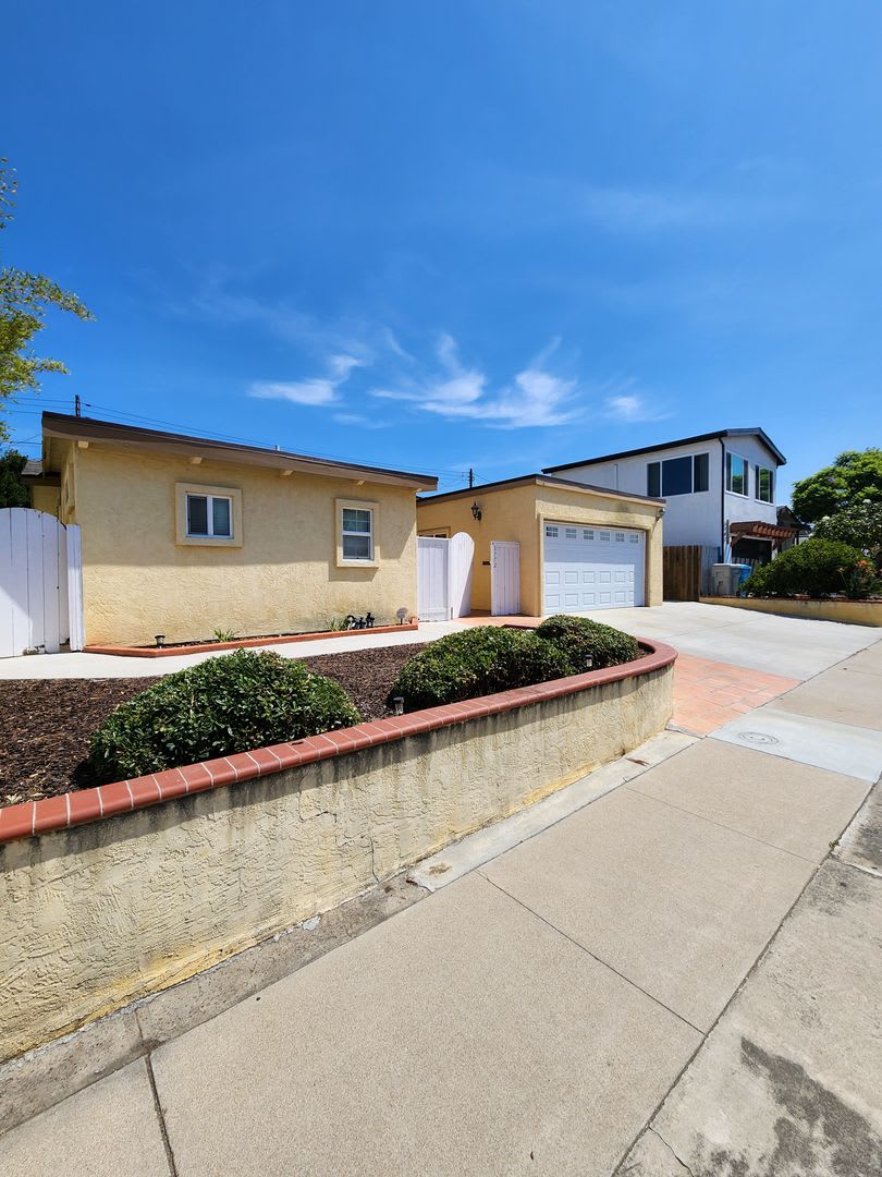 Single Story 4 Bedroom House in Clairemont/Bay Park – photo 1