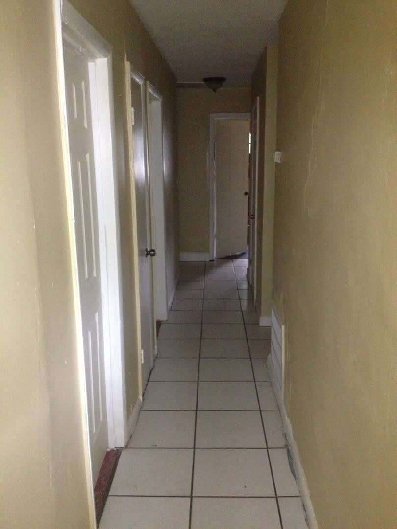 Large 4-2 house – photo 5