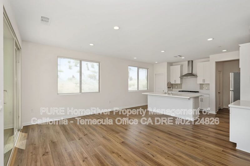 4237 Ladrillo St – photo 4
