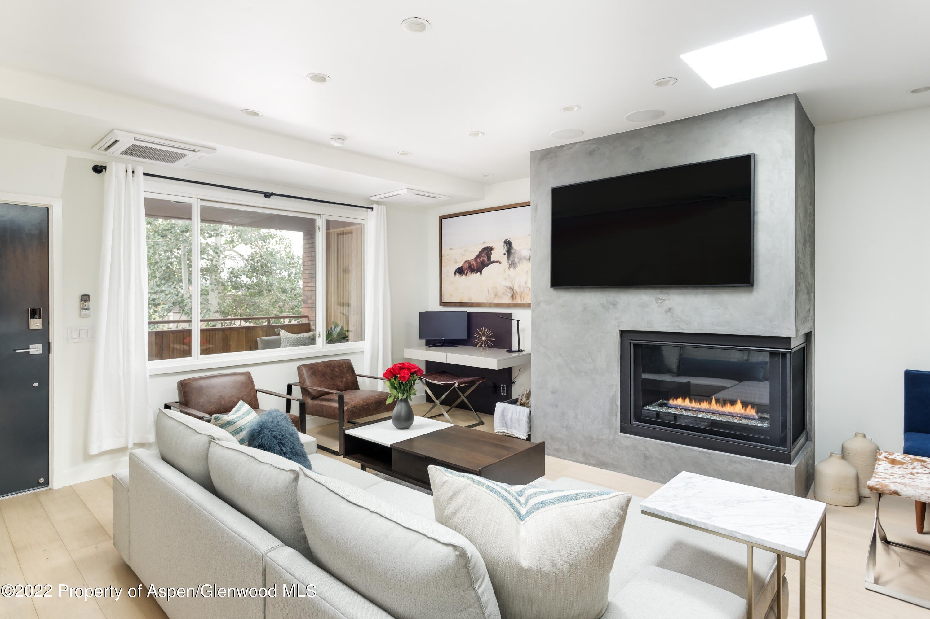 450 S Original Street – photo 2