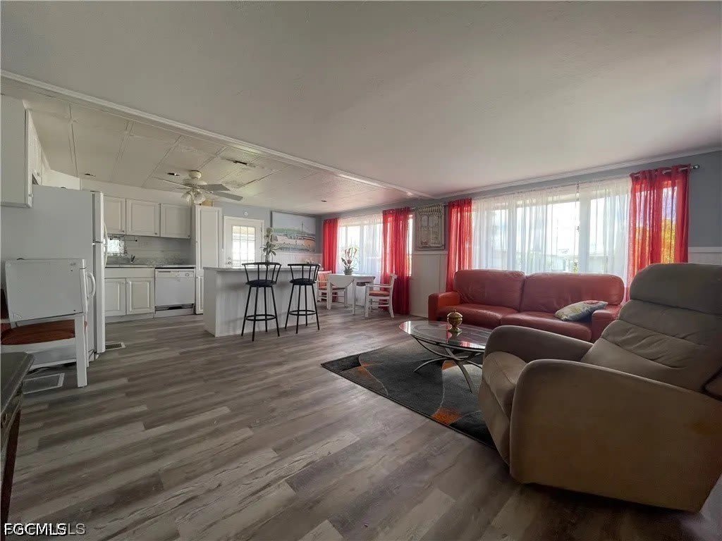 5524 Sir Walter Way – photo 4