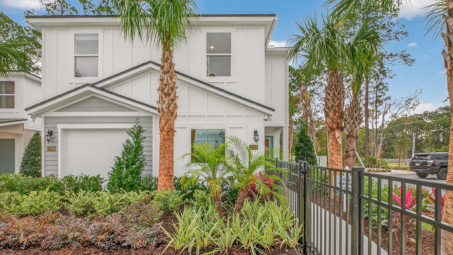 New Large Villa Construction Advertised Rent Reflects 18 Month Lease On This 3 2 5 1 12 Month Lease Available For 50 Month Additional – photo 1