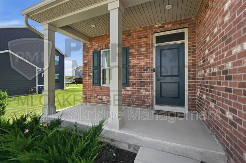 414 Sydney Dr – photo 5
