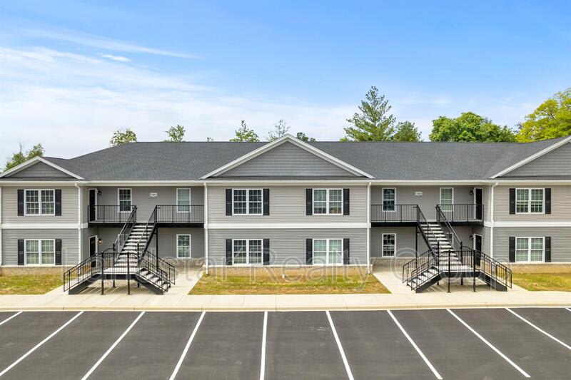 7302 Tiger Way 202 – photo 2