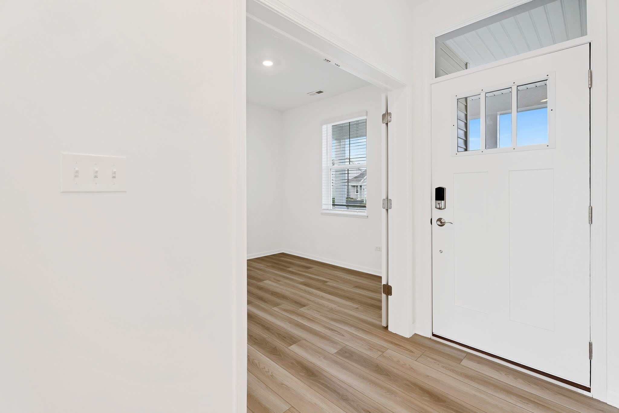 511 E 127th Place – photo 2