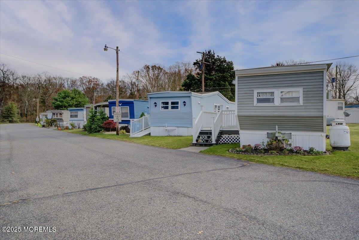 114 Cookstown New Egypt Road – photo 5