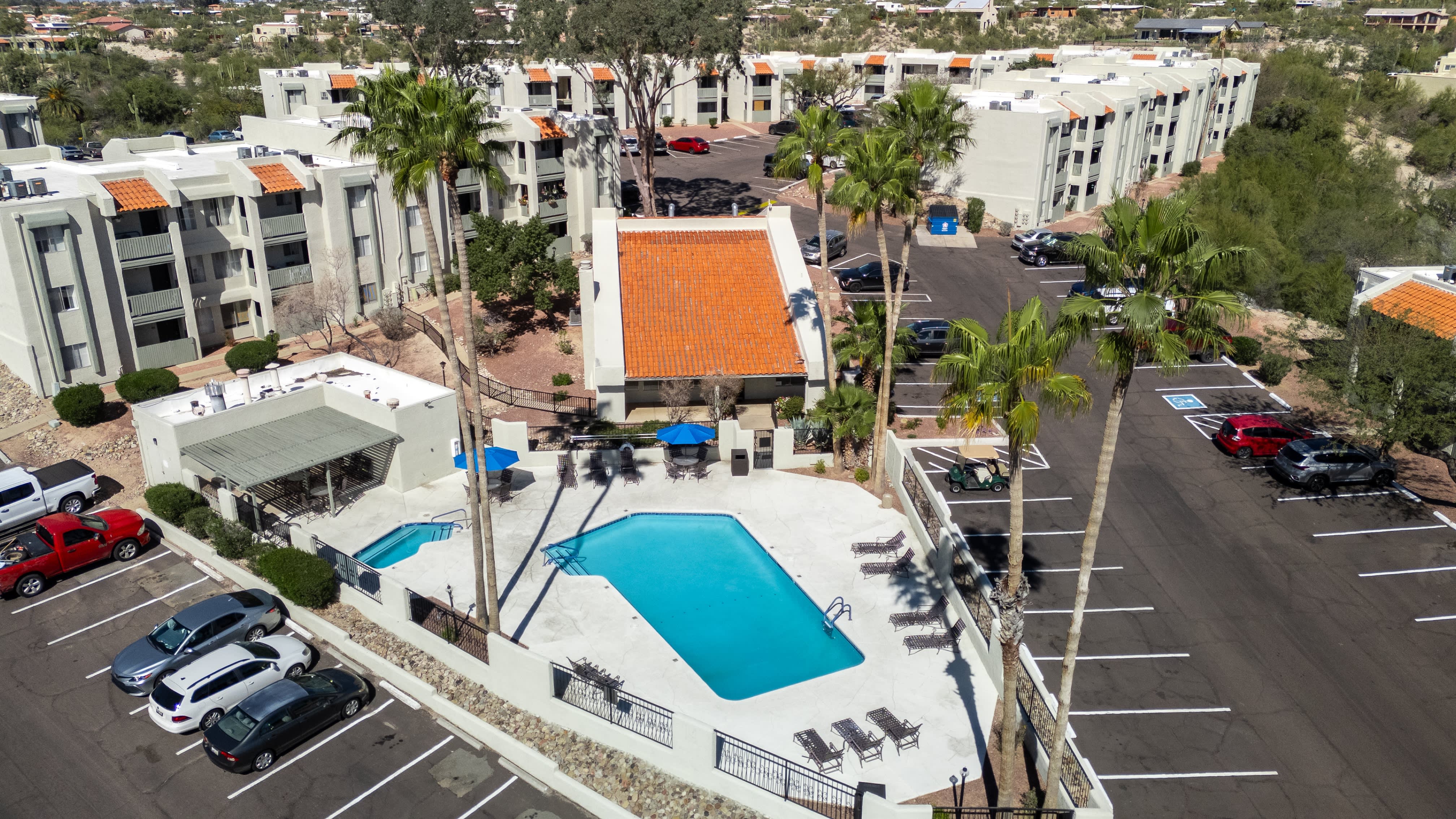 Custom Built Guest House Nw Tucson Available July 1 – photo 2