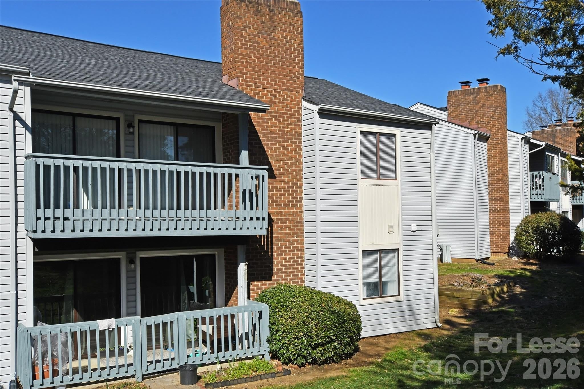 11185 Harrowfield Road – photo 3