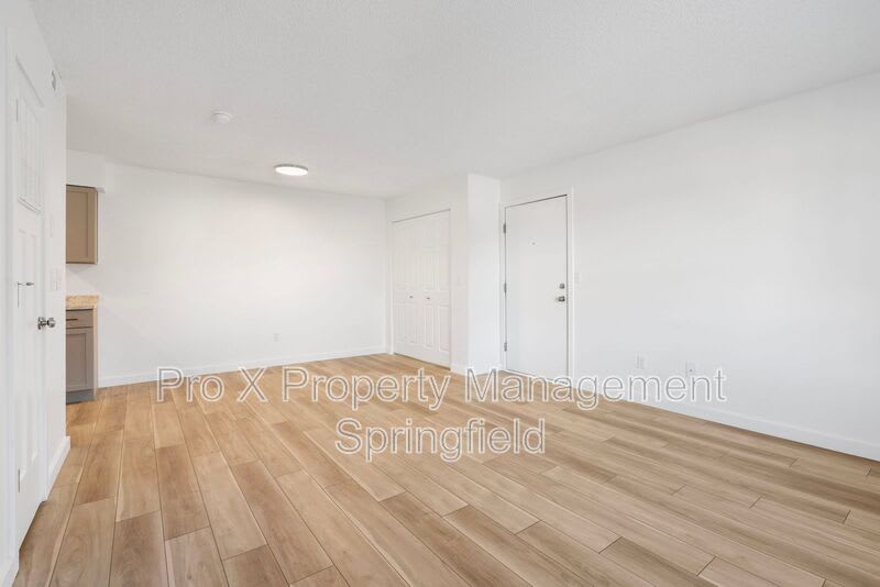 3140 West Greenwood Street – photo 3
