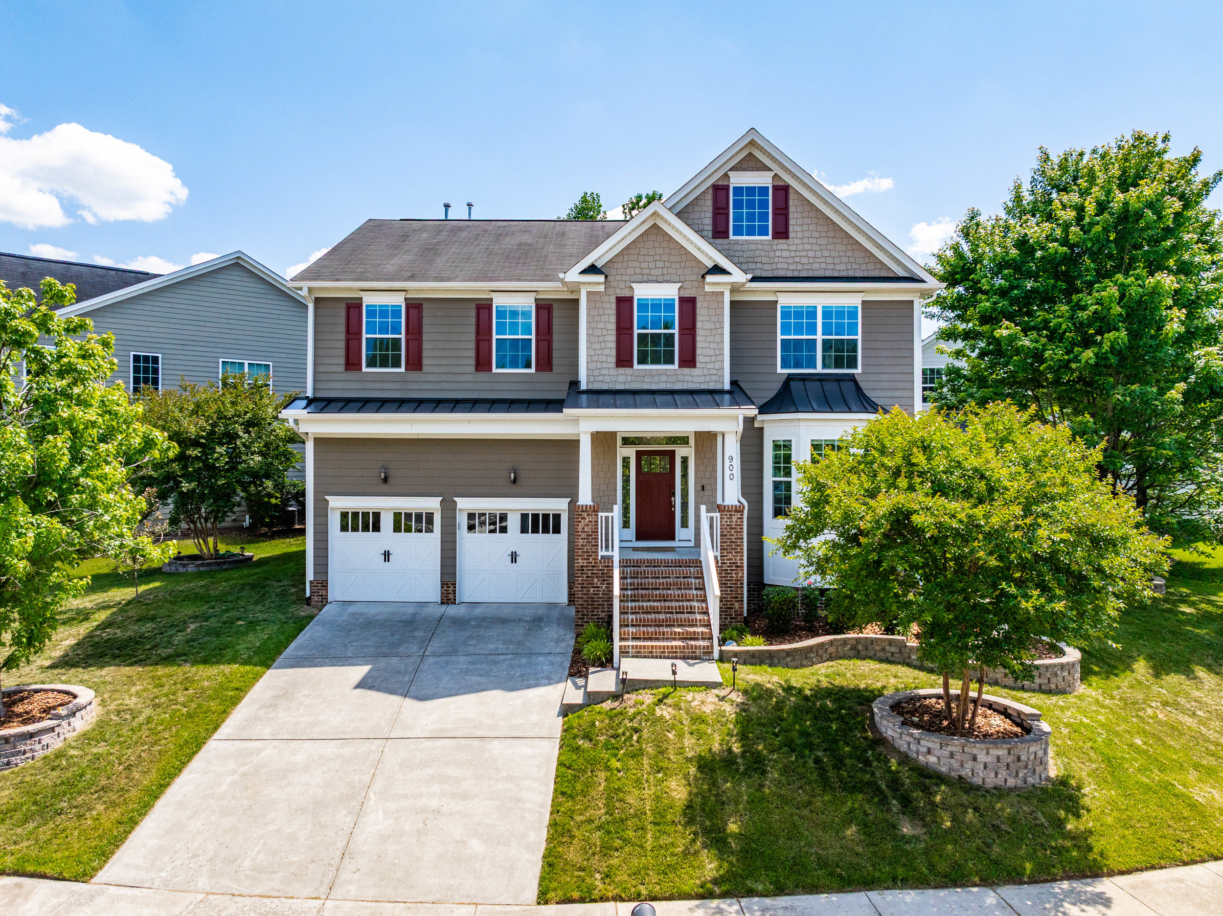 900 Vandalia Dr – photo 1