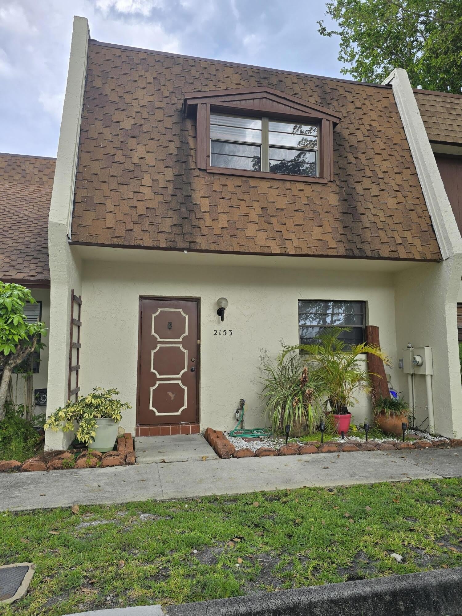 2153 N 14Th Avenue – photo 3
