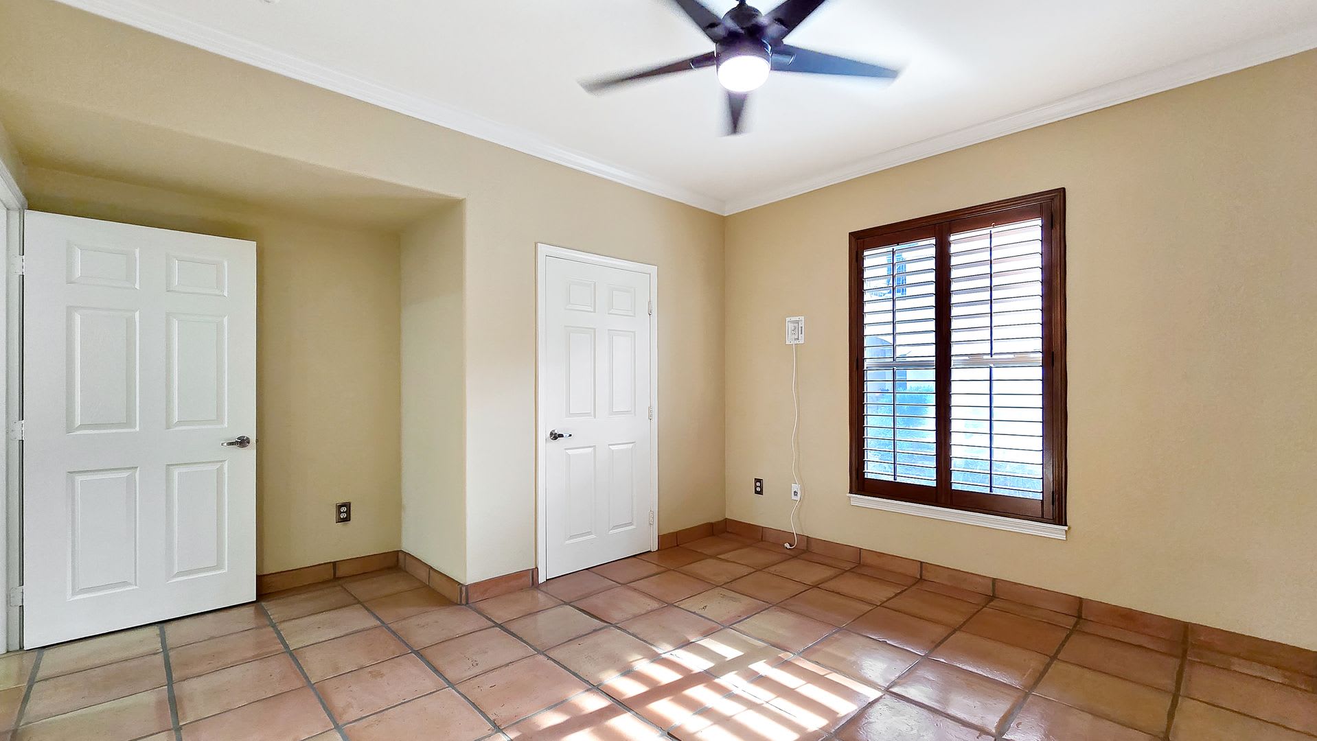 Litchfield Park Condo With Pool Gym 2 Car Garage – photo 5