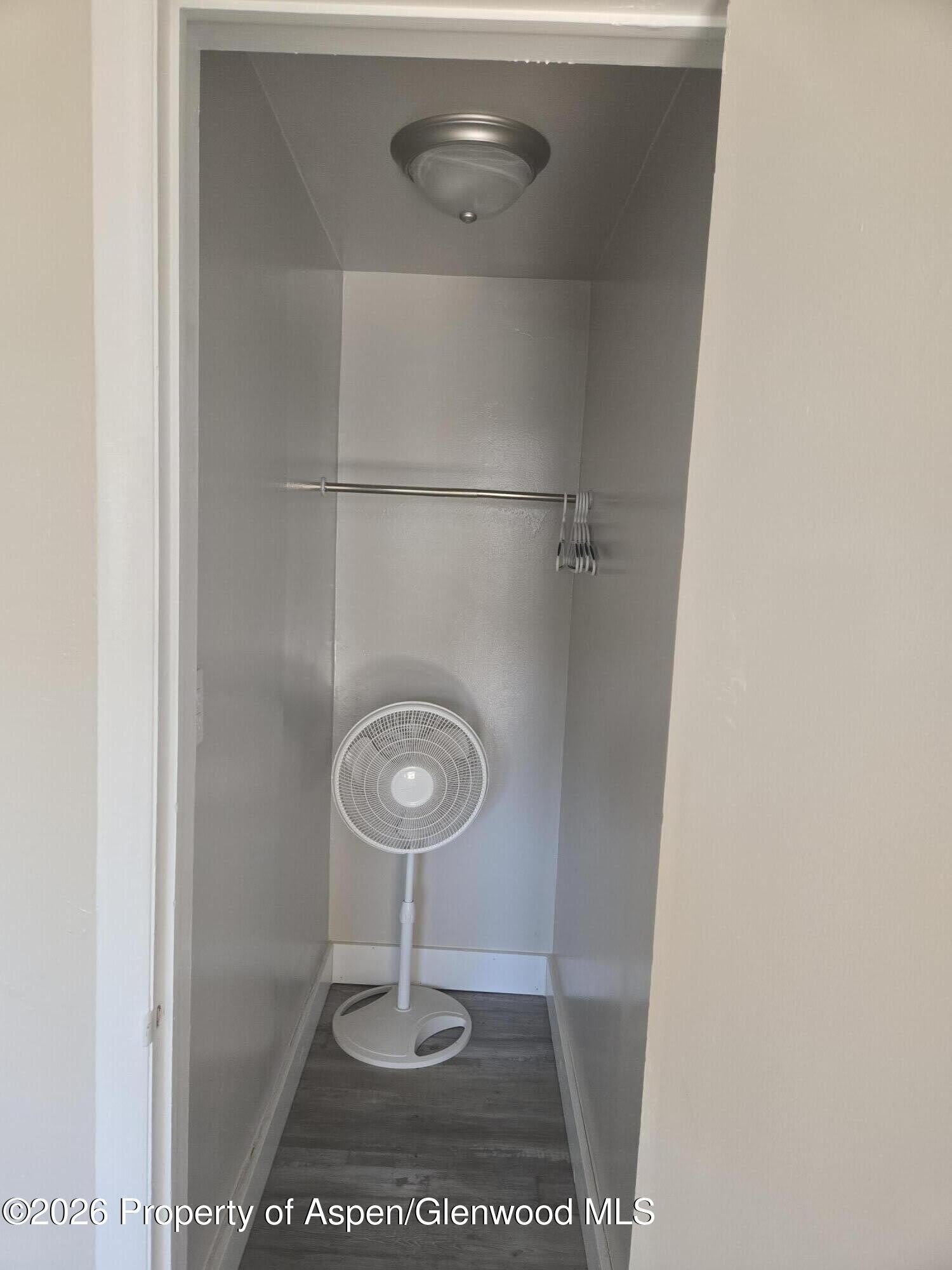205 E Victory Way – photo 3