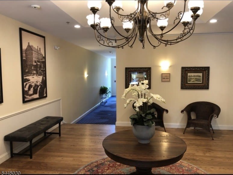 280 Main St – photo 2