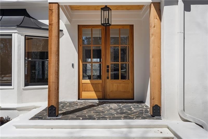 350 Kelson Drive – photo 2