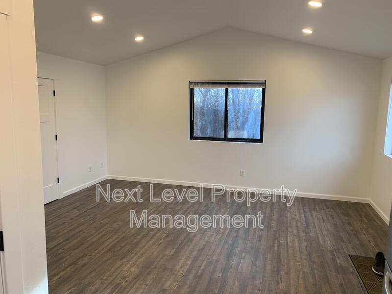 416 Maple Drive – photo 4
