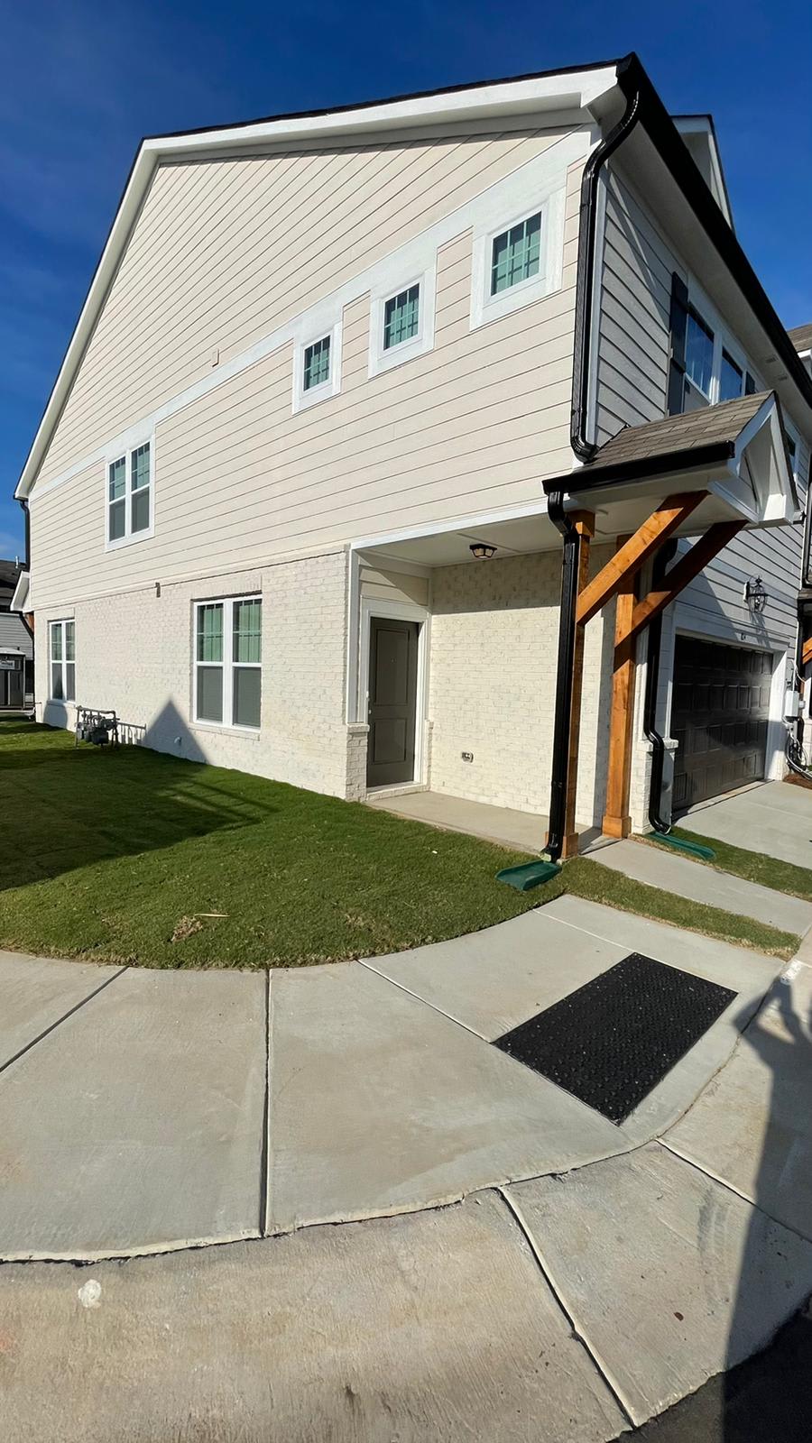 804 Lew Drive – photo 2
