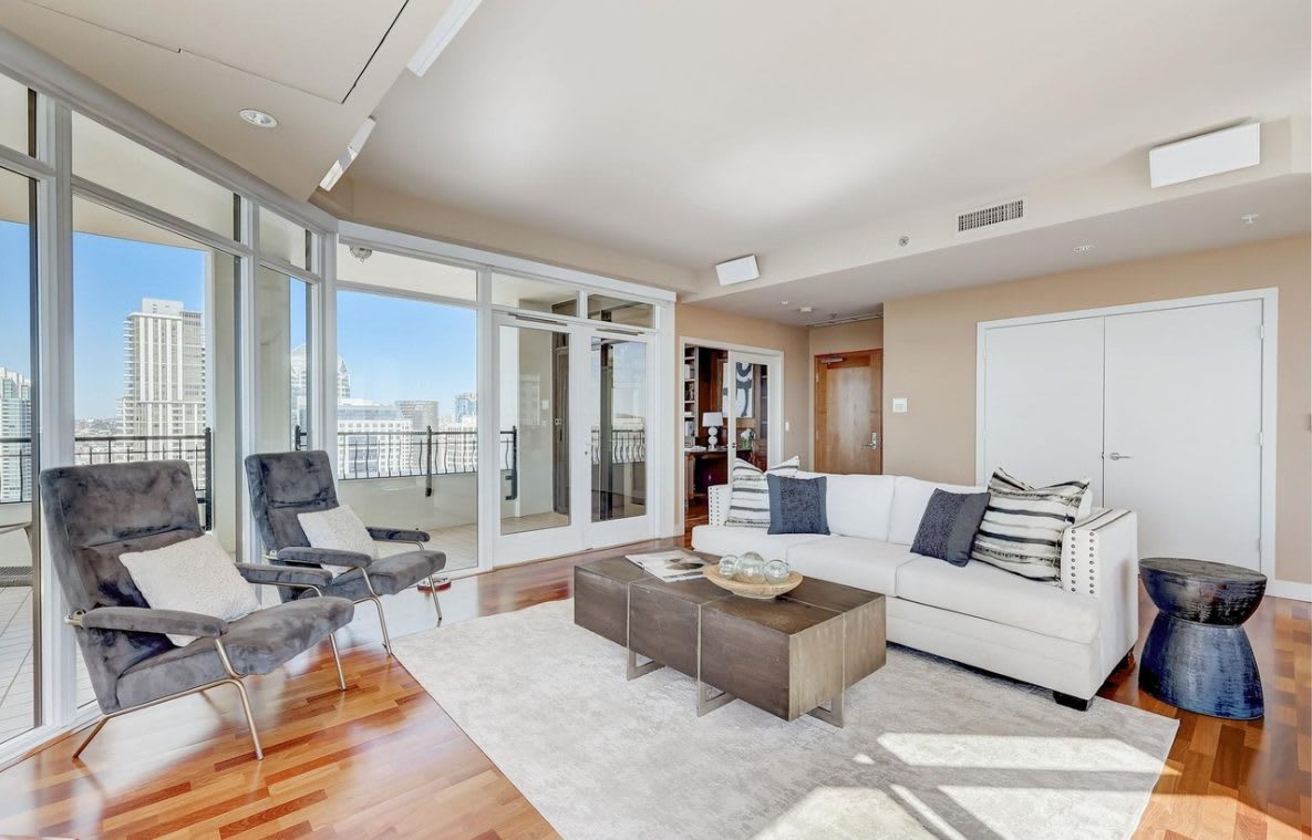 700 W Harbor Dr – photo 5