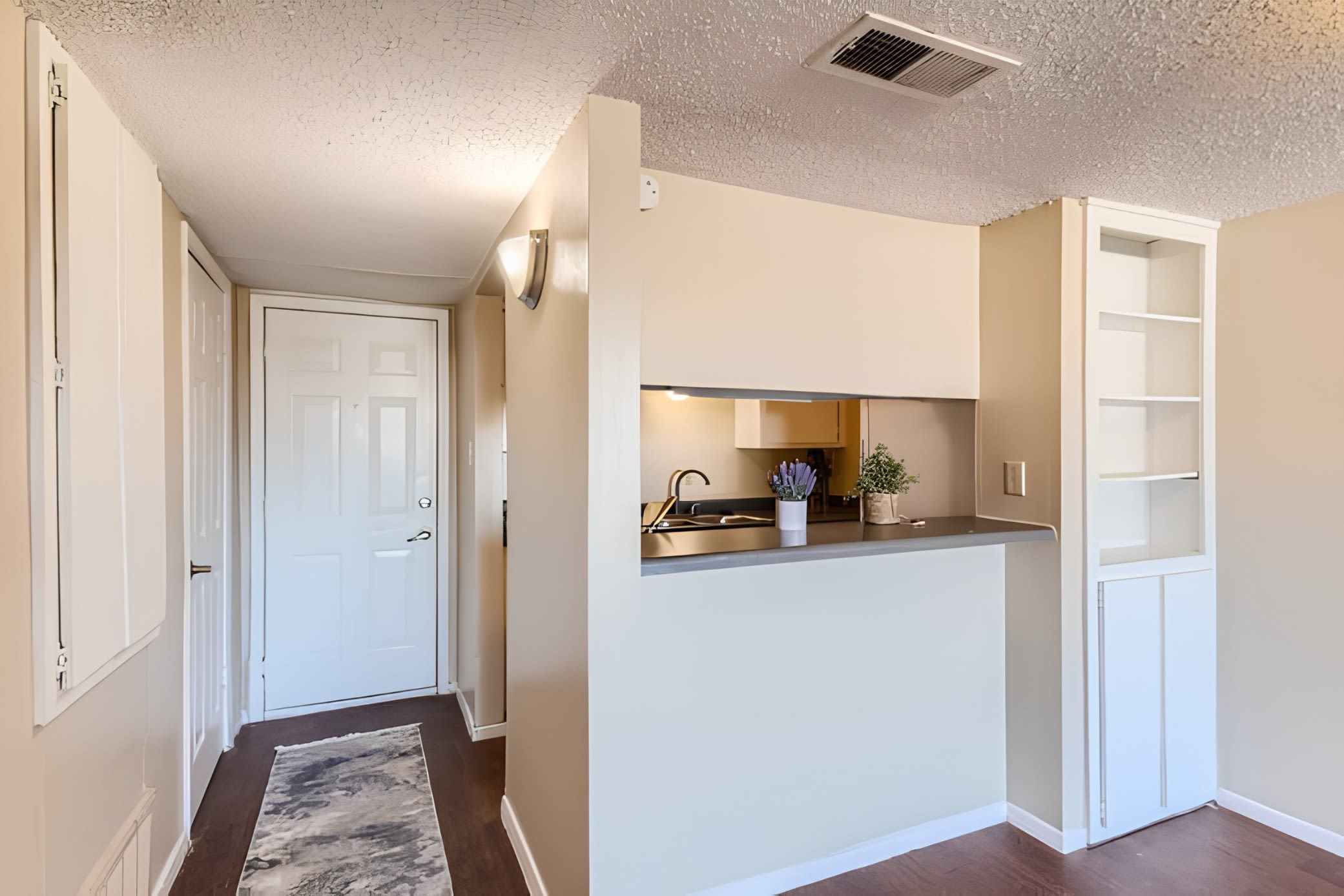 Hillside Place Apartment Homes – photo 2